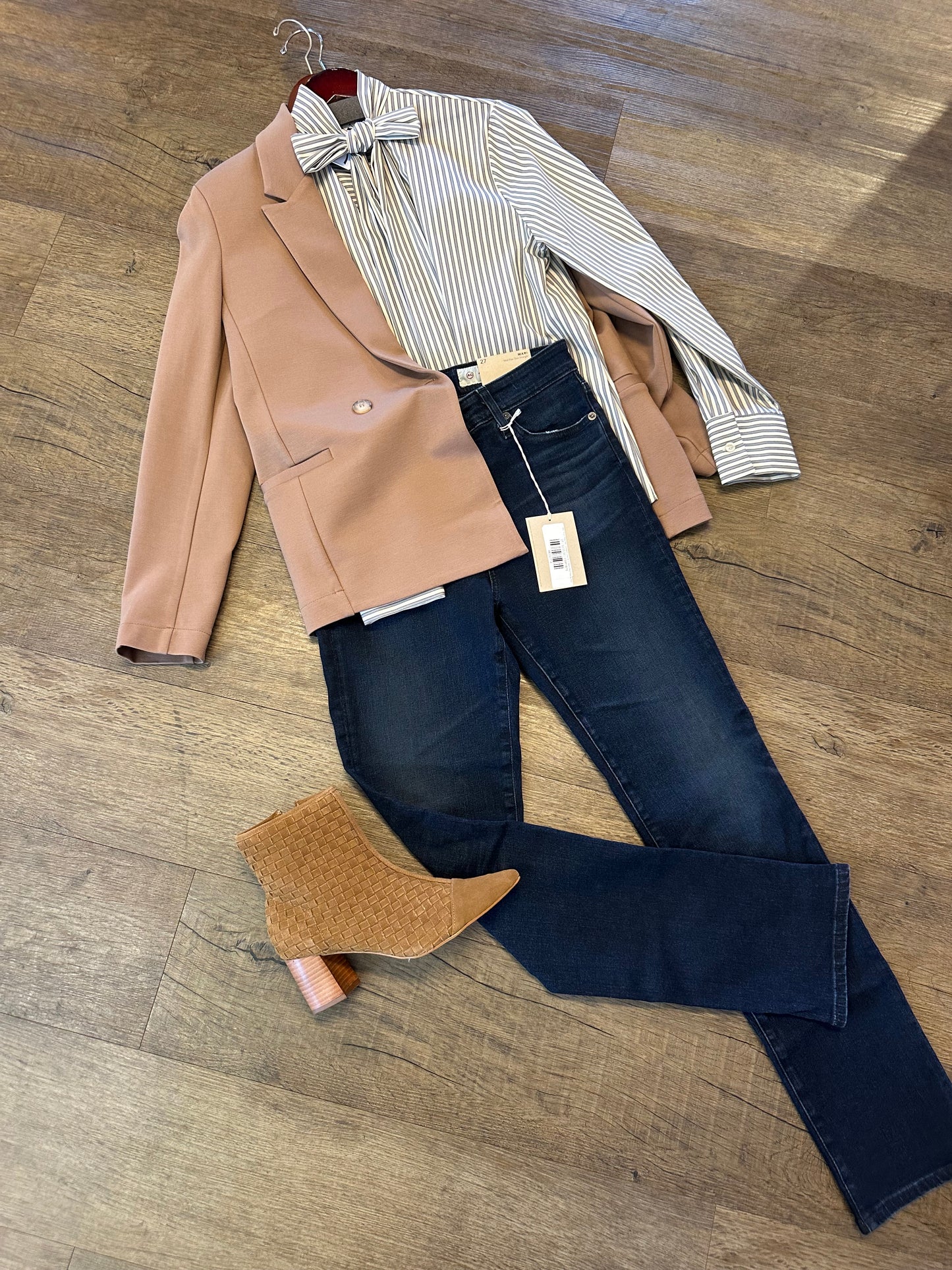 Ponte Blazer in camel by B-YU