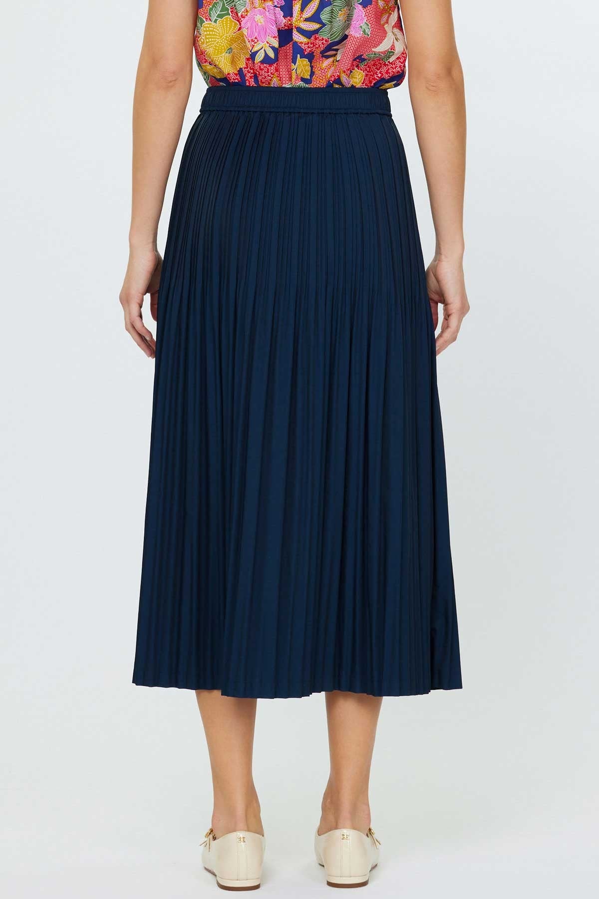 Elastic Waist Pleated Midi Skirt in navy by Current Air