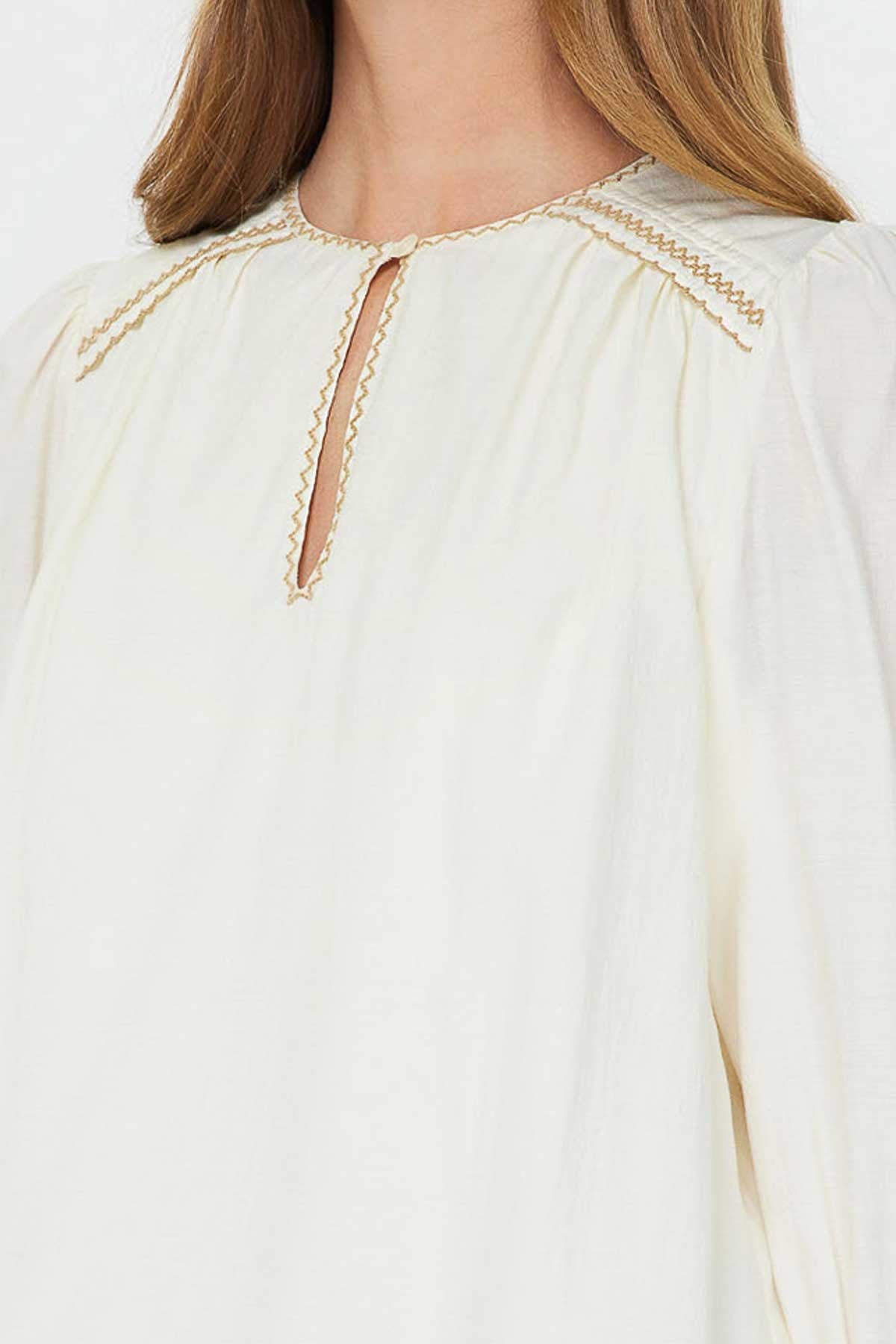 Round Neck Keyhole 3/4 Sleeve with Contrast Embroidery in natural by Current Air