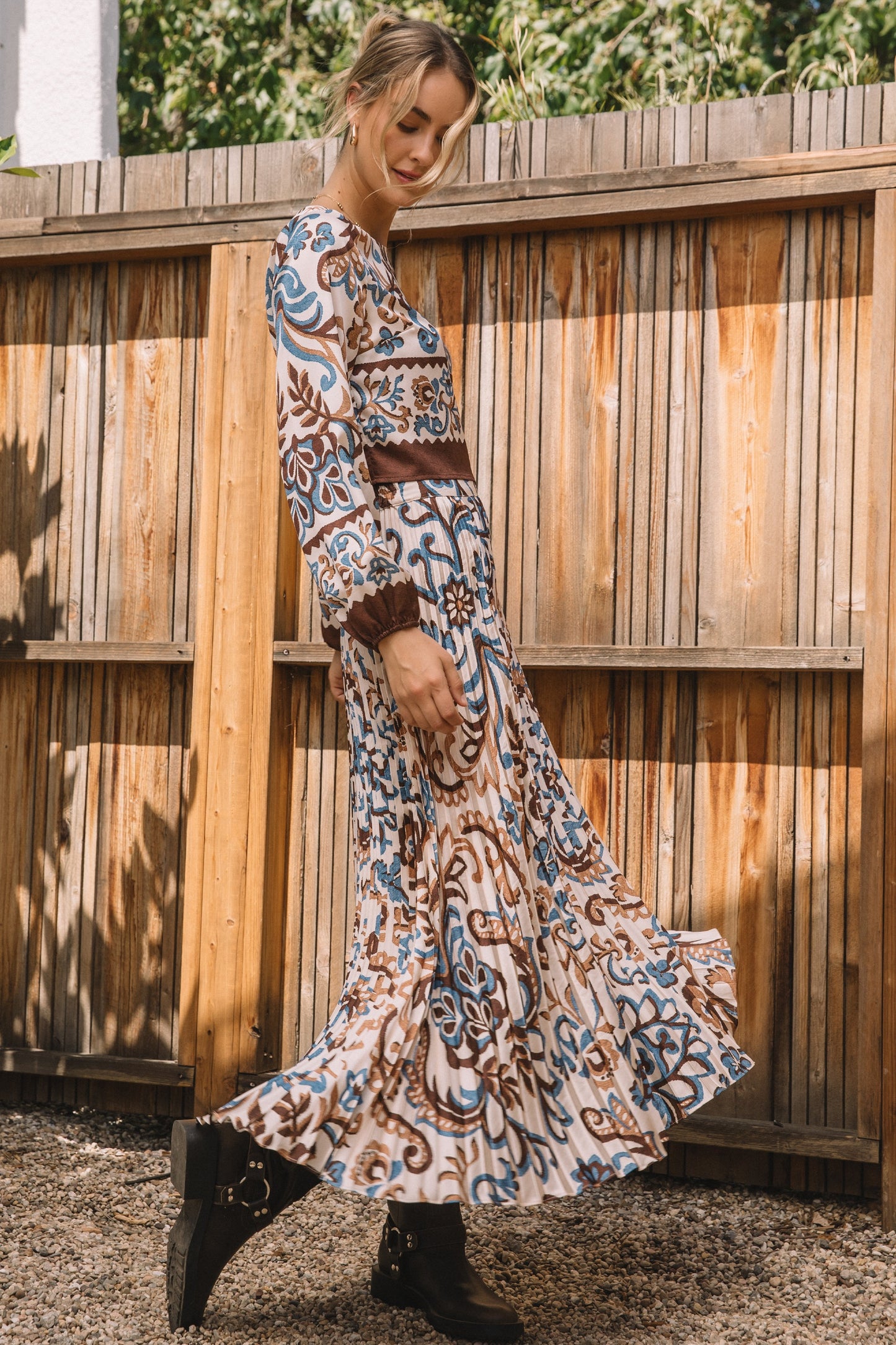 Long Sleeve Printed Blouse in ivory/brown/blue by Skies are Blue