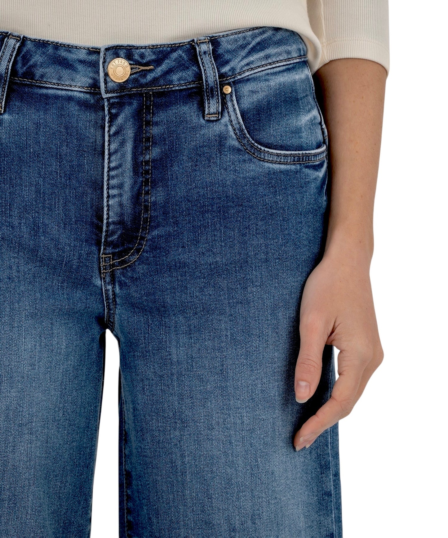 Maya High Rise Wide Leg Jean in amuse by KUT