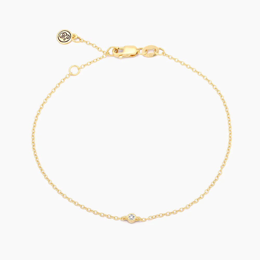 Simply Chic Chain Bracelet in gold by Ella Stein