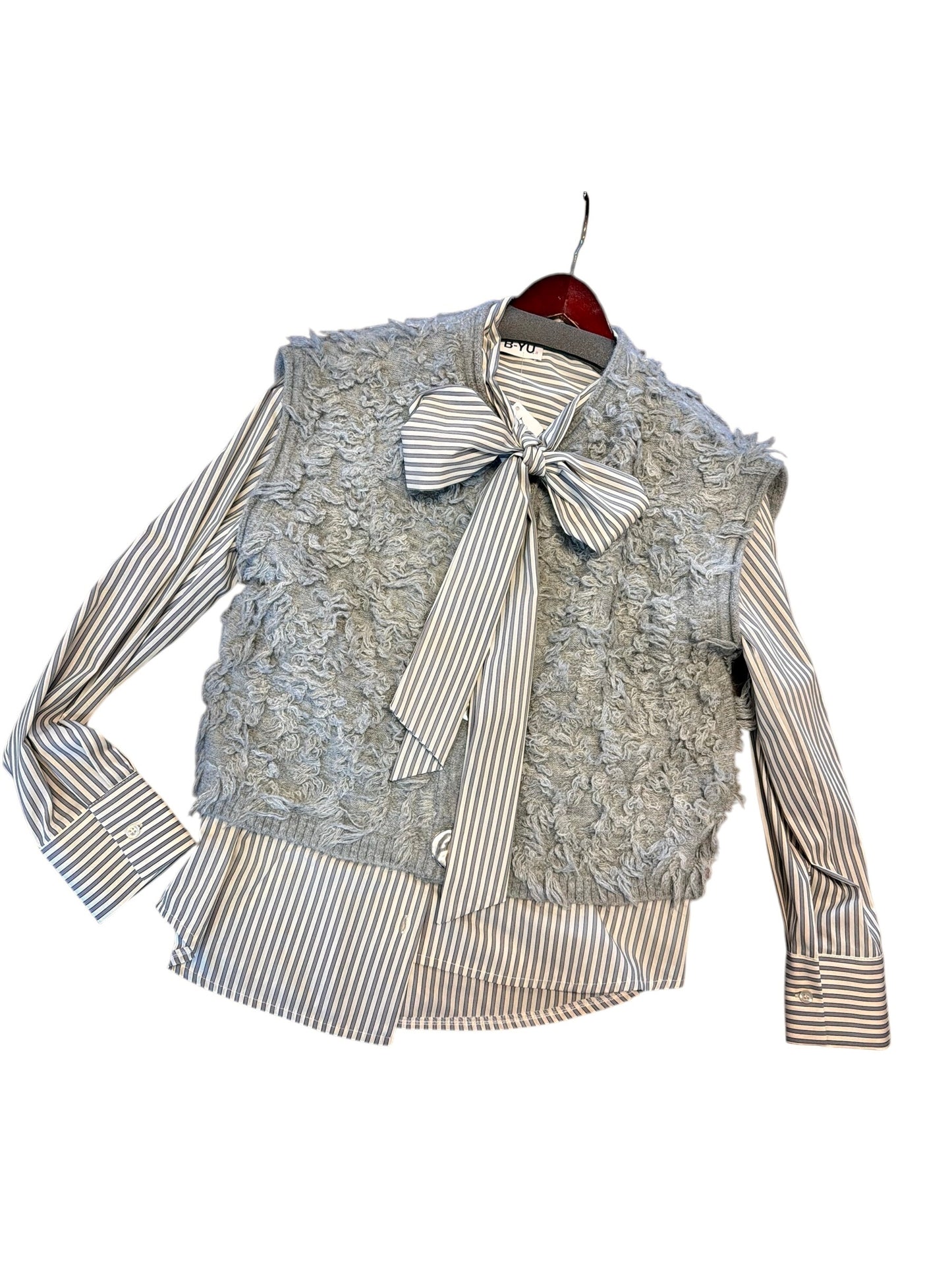 Fringe Vest with Big Buttons in grey by Esqualo