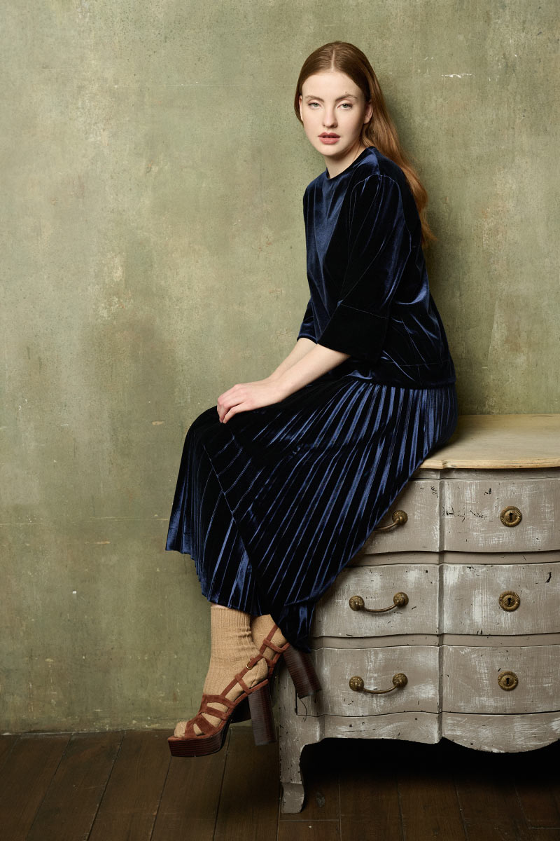 Velvet Pleat Skirt in phard by B-YU