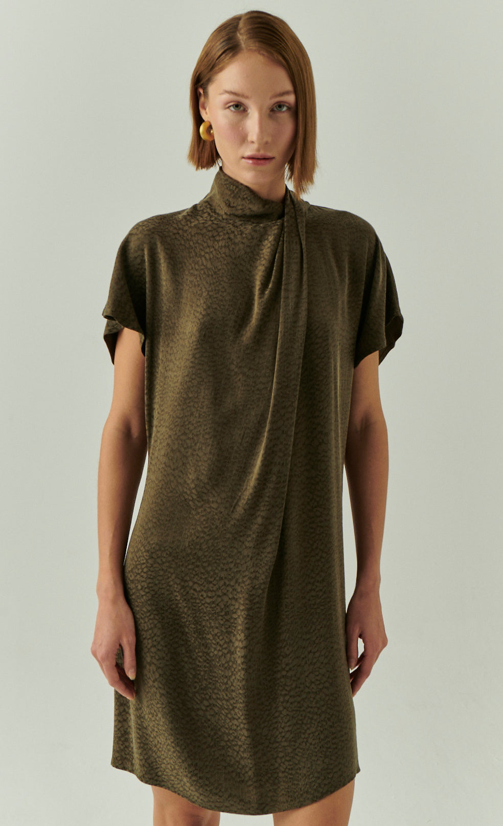Martha Shift Dress in olive by Exquise