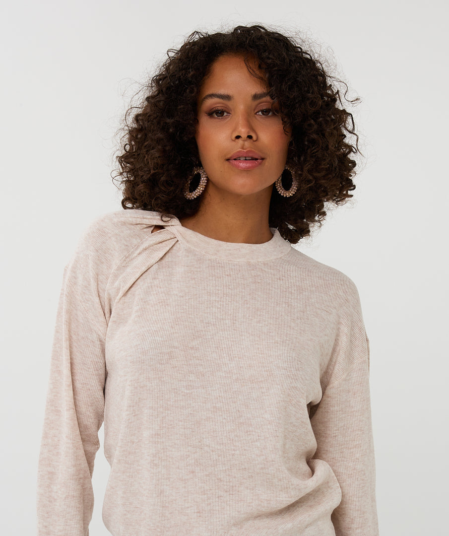 Long Sleeve Twisted Sweater in natural by Esqualo