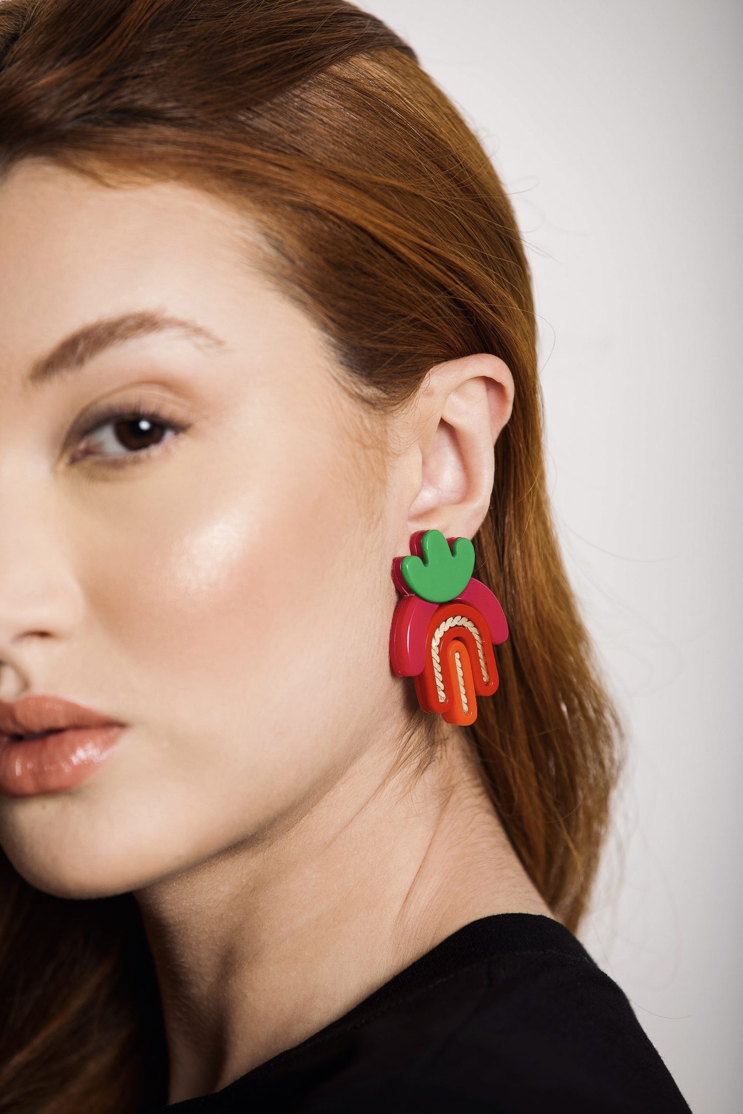 Colorblock Acrylic Earring in olive/cinnamon by Gissa Bicalho