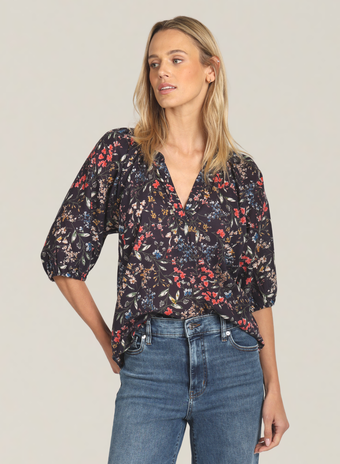 Anna Floral Printed Top in navy by Dylan