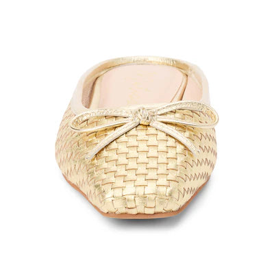 Remy Woven Slide in gold by Matisse