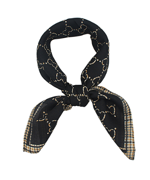 Diamond Pattern Print Scarf in black