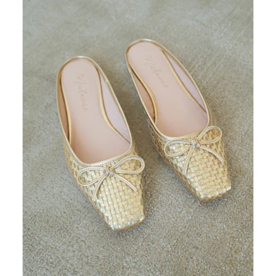 Remy Woven Slide in gold by Matisse