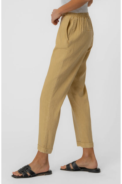 Rosalie Tapered Pant in mustard by KUT