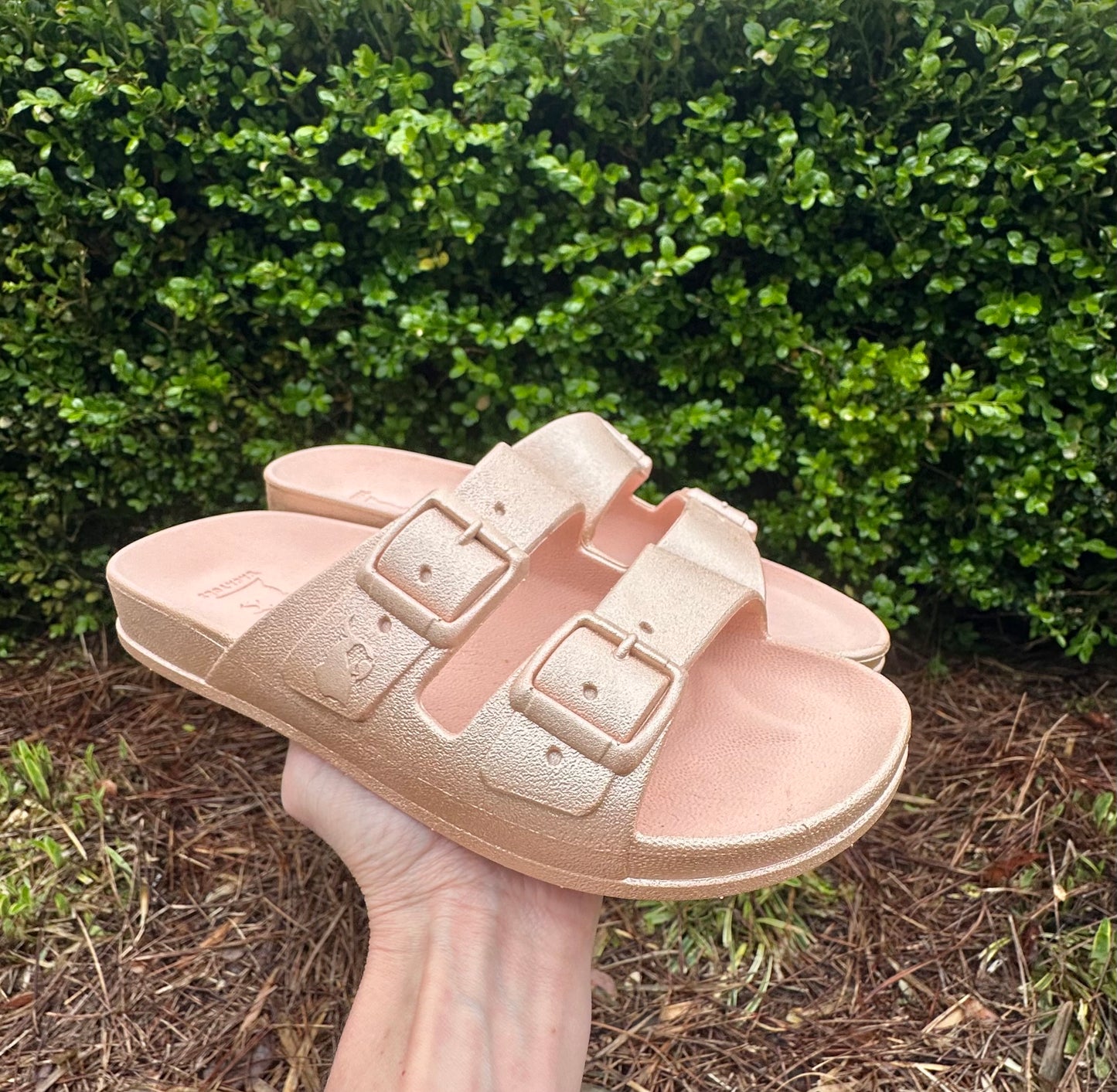 Baleia Sandals in nude by Cacatoes