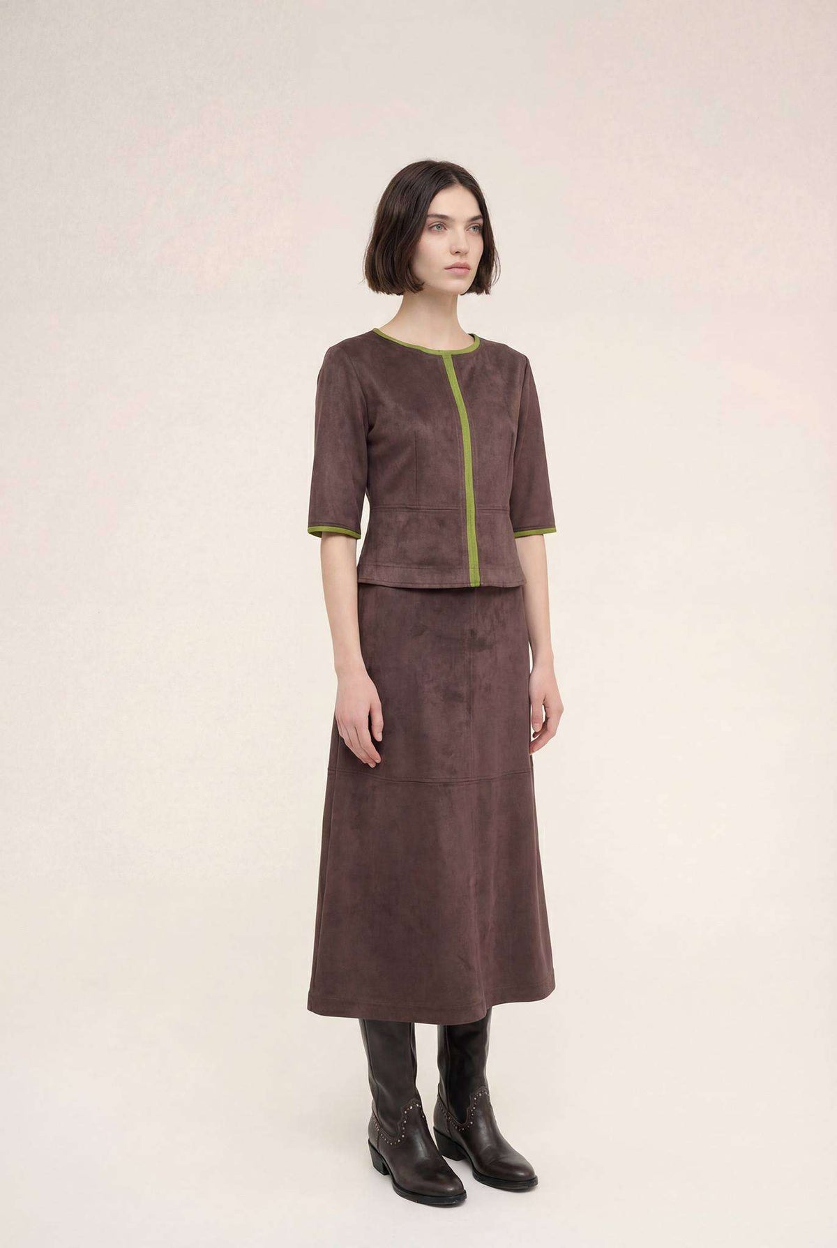 Suede Skirt in dark brown by B-YU