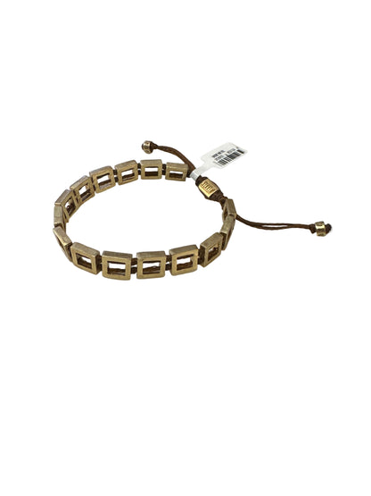 Square Bracelet in brass by JUJU