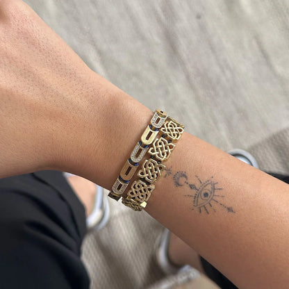 Route Bracelet in blue by JUJU