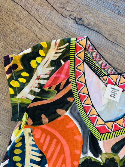 Abstract Printed Short Sleeve Top in marron by Aldo Martins