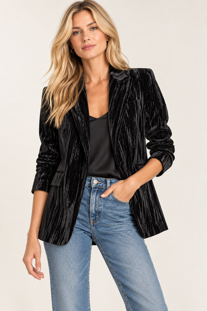 Velvet Blazer in black by Esqualo