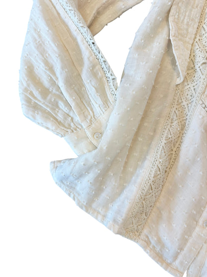 Blanca Blouse in romantic dream by Maison Hotel