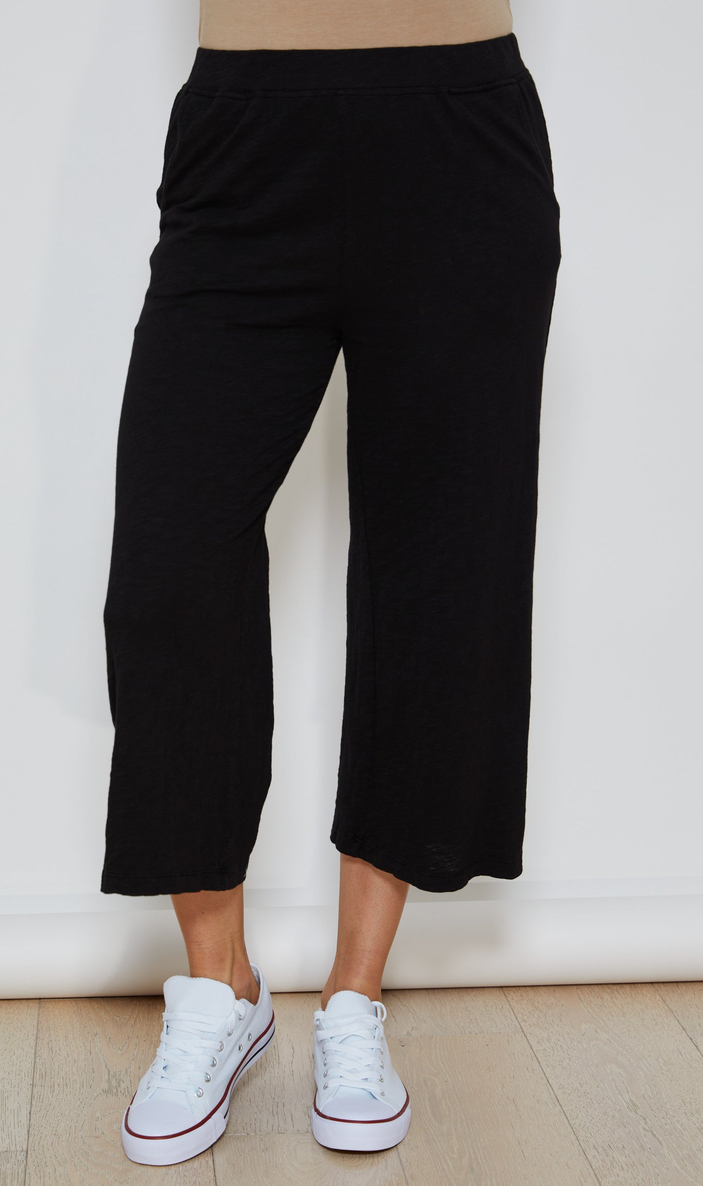 Wide Leg Cropped Pants in navy licorice by Mododoc