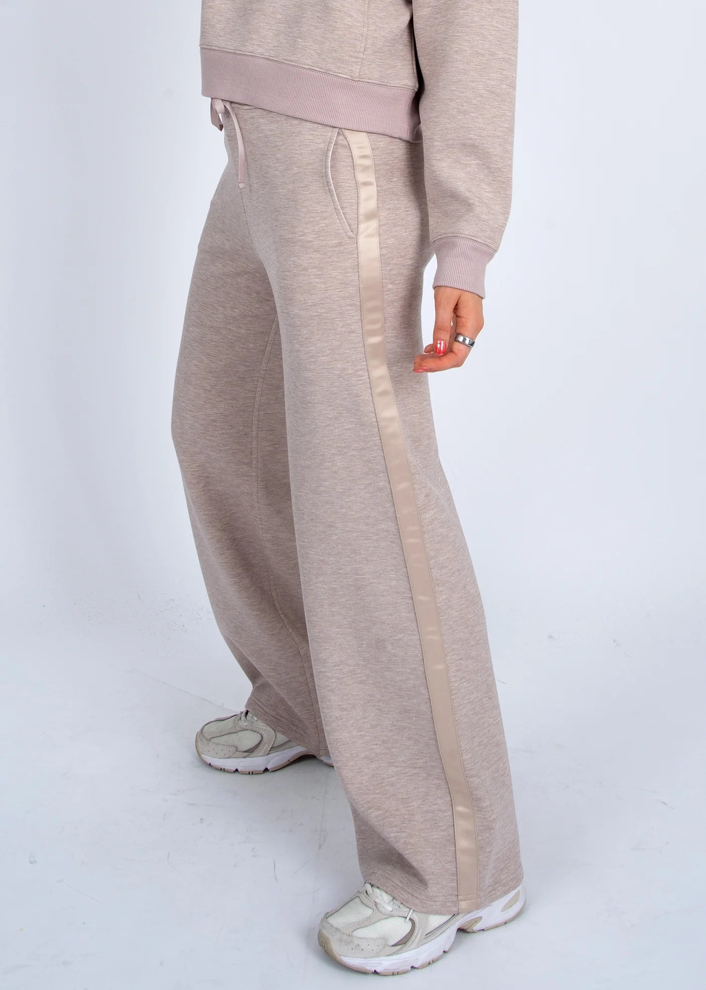 Erika Soft Scuba Drawstring Pant in taupe mélange by RD