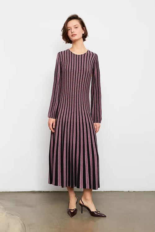 Patterned Knit Dress in black by Aldo Martins