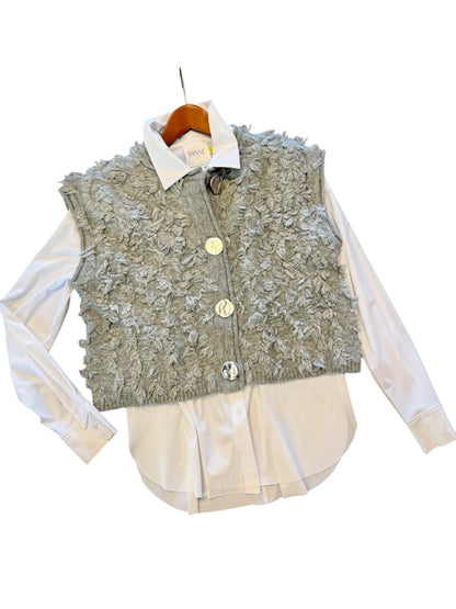 Fringe Vest with Big Buttons in grey by Esqualo