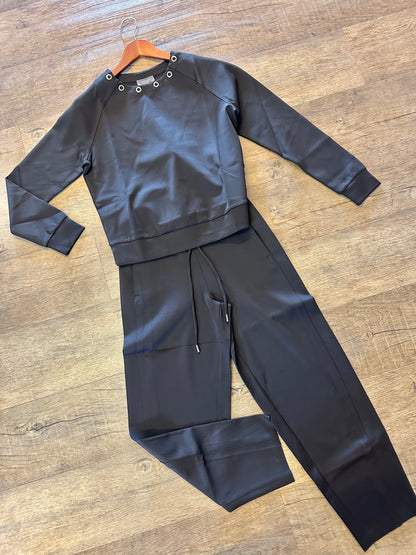 Desi Neoprene Barrel Joggers in black by Lysse