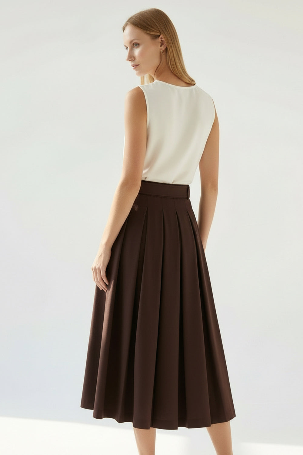 Soraia Skirt in brown by Exquise