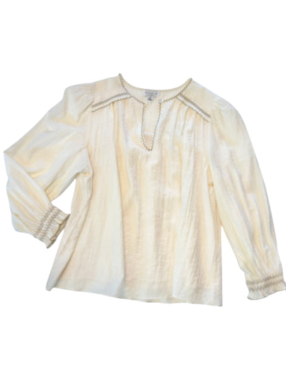 Round Neck Keyhole 3/4 Sleeve with Contrast Embroidery in natural by Current Air