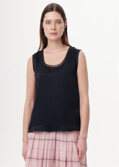 Floraora Blouse in navy by Exquise