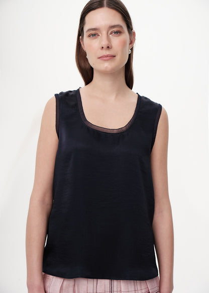 Floraora Blouse in navy by Exquise