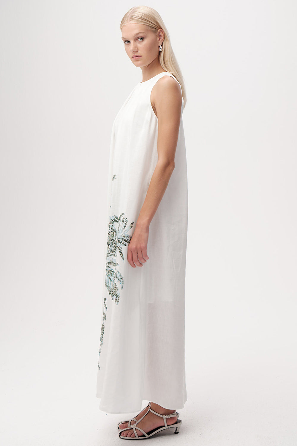 Briand Dress in white by Exquise