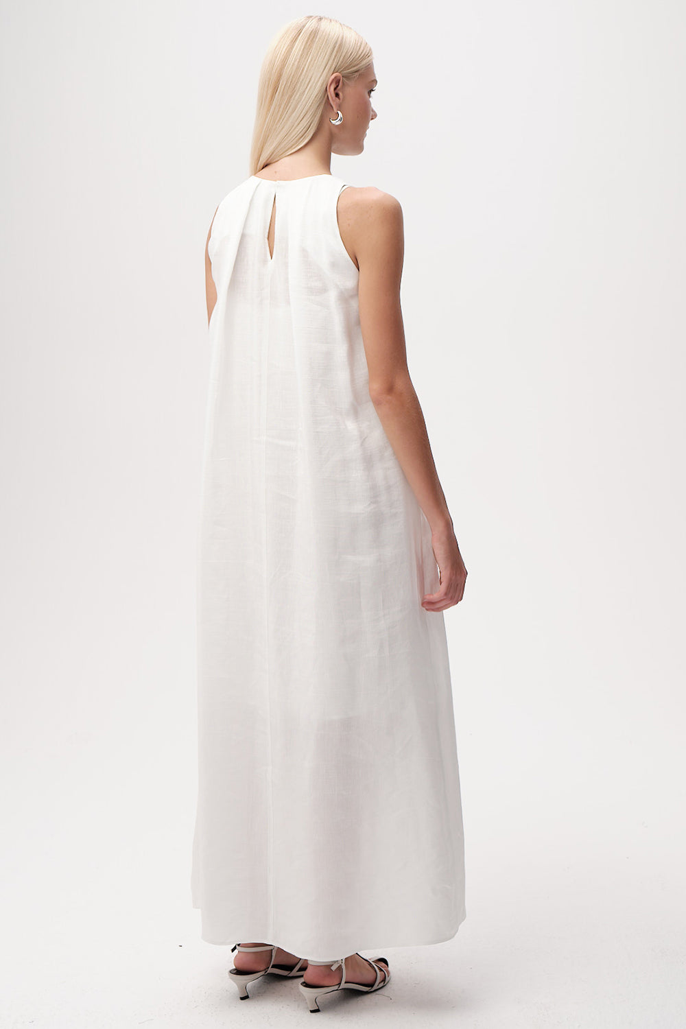 Briand Dress in white by Exquise