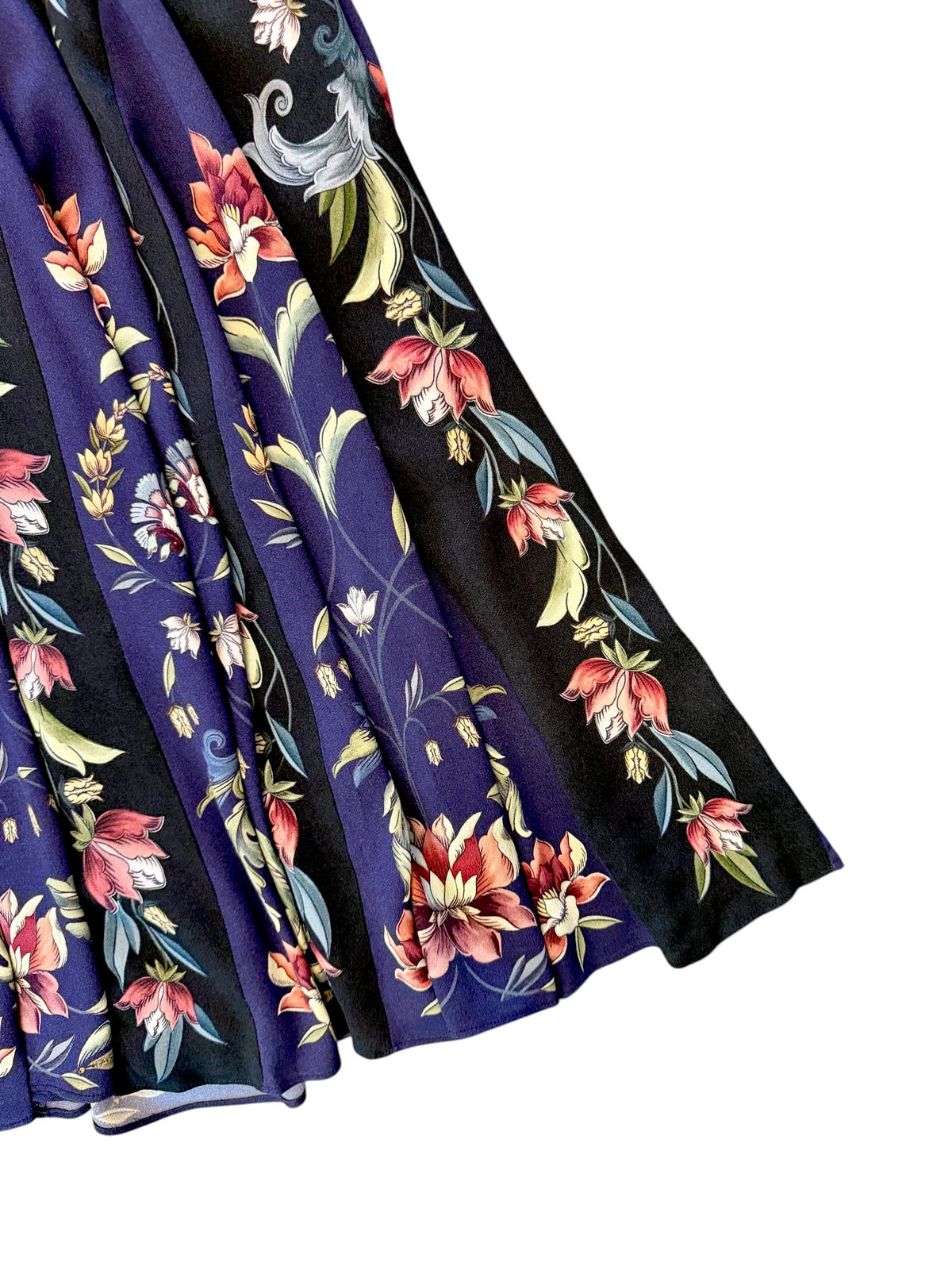 Natalia Maxi Skirt in black by Farm Rio