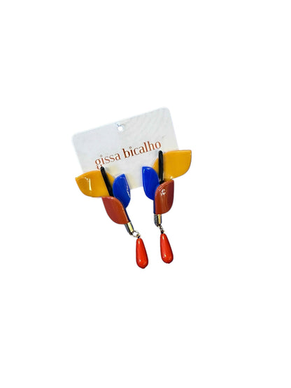Acrylic Anthurium Earring in mustard by Gissa Bicalho