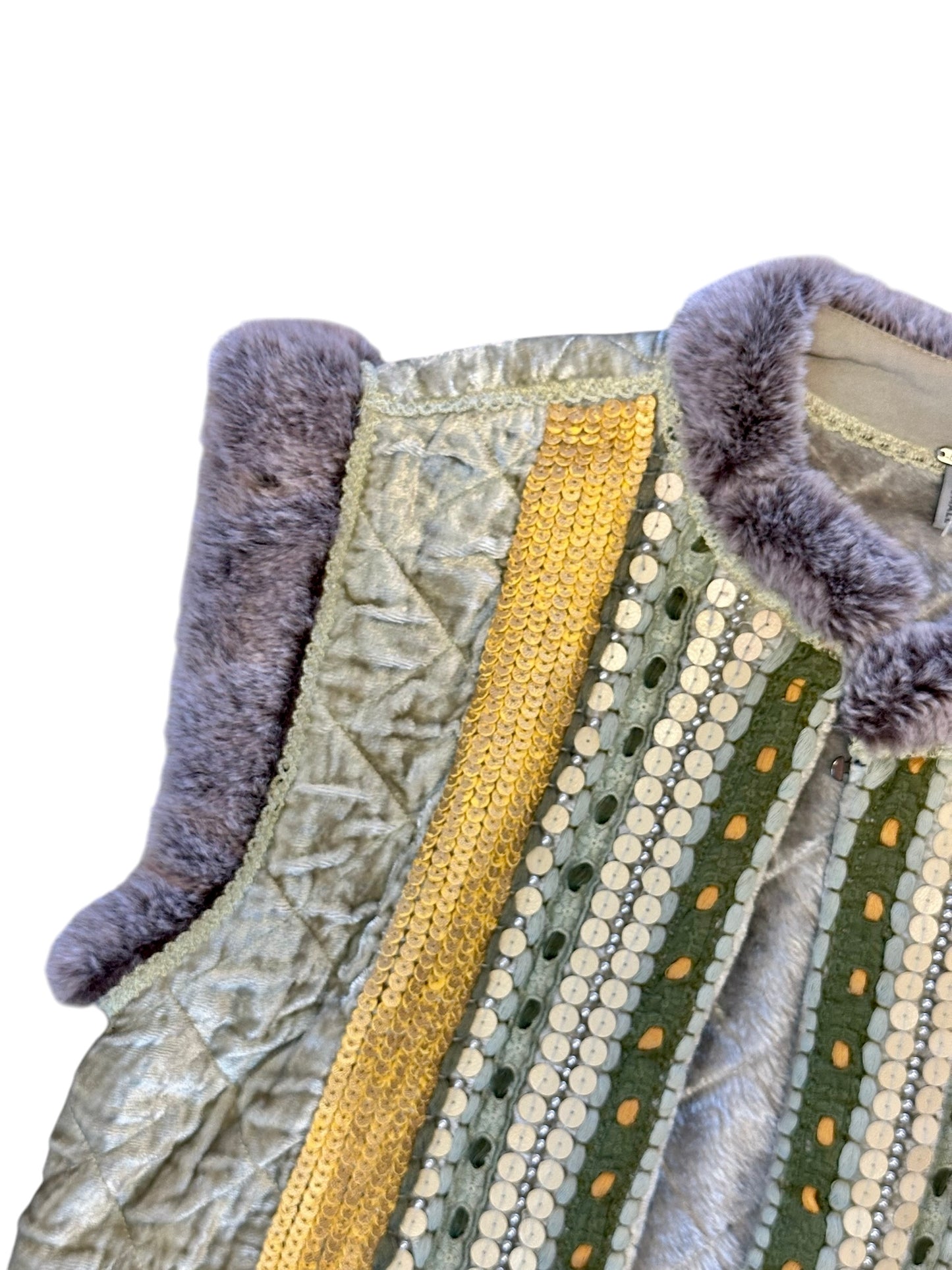 Amilyn Gilet in pistachio green by Blank