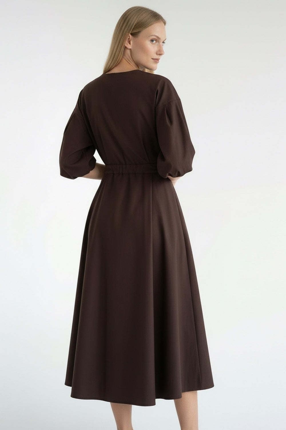 Sienaa Dress in brown by Exquise