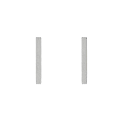 7mm Bar Studs in white gold by Secretbox