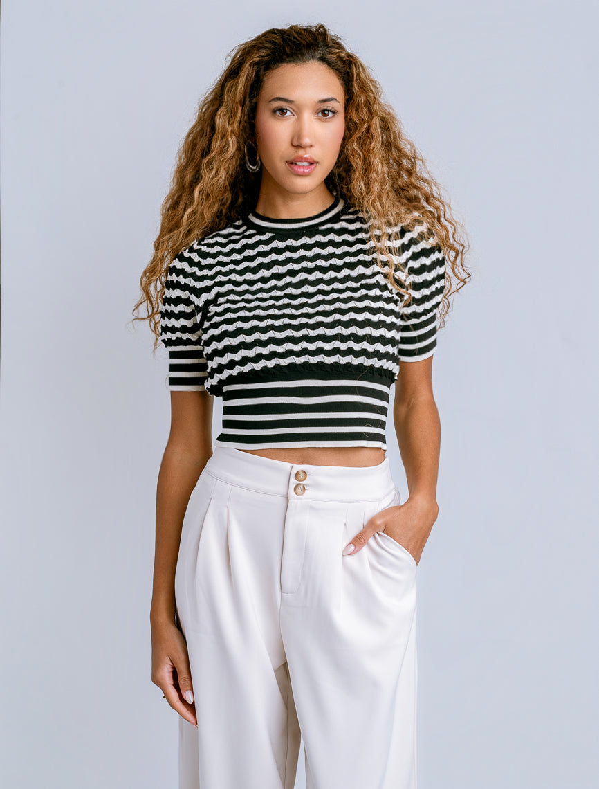 Conchi Short Sleeve Sweater in black/ivory by Kerisma