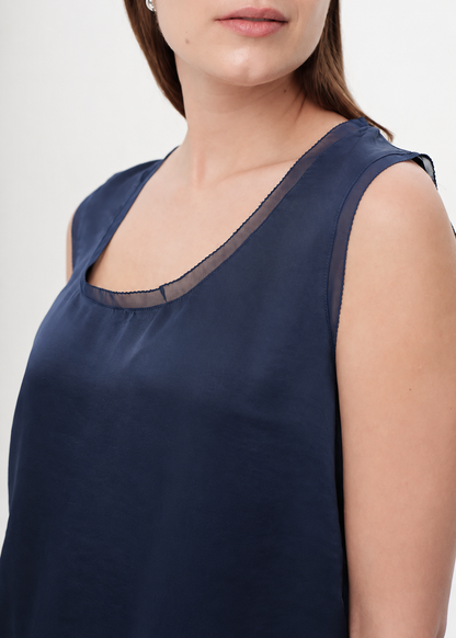 Floraora Blouse in navy by Exquise
