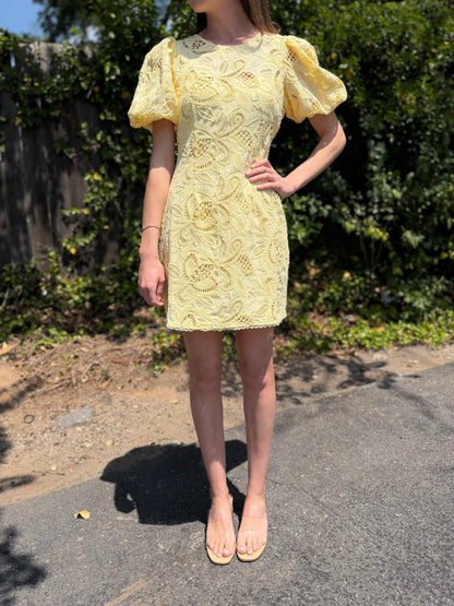 Steve Madden Elly Lace Dress – Puff Sleeve Sheath Mini Pale Yellow / 2