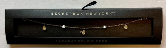 Tear Drop Choker Necklace in gold by Secretbox