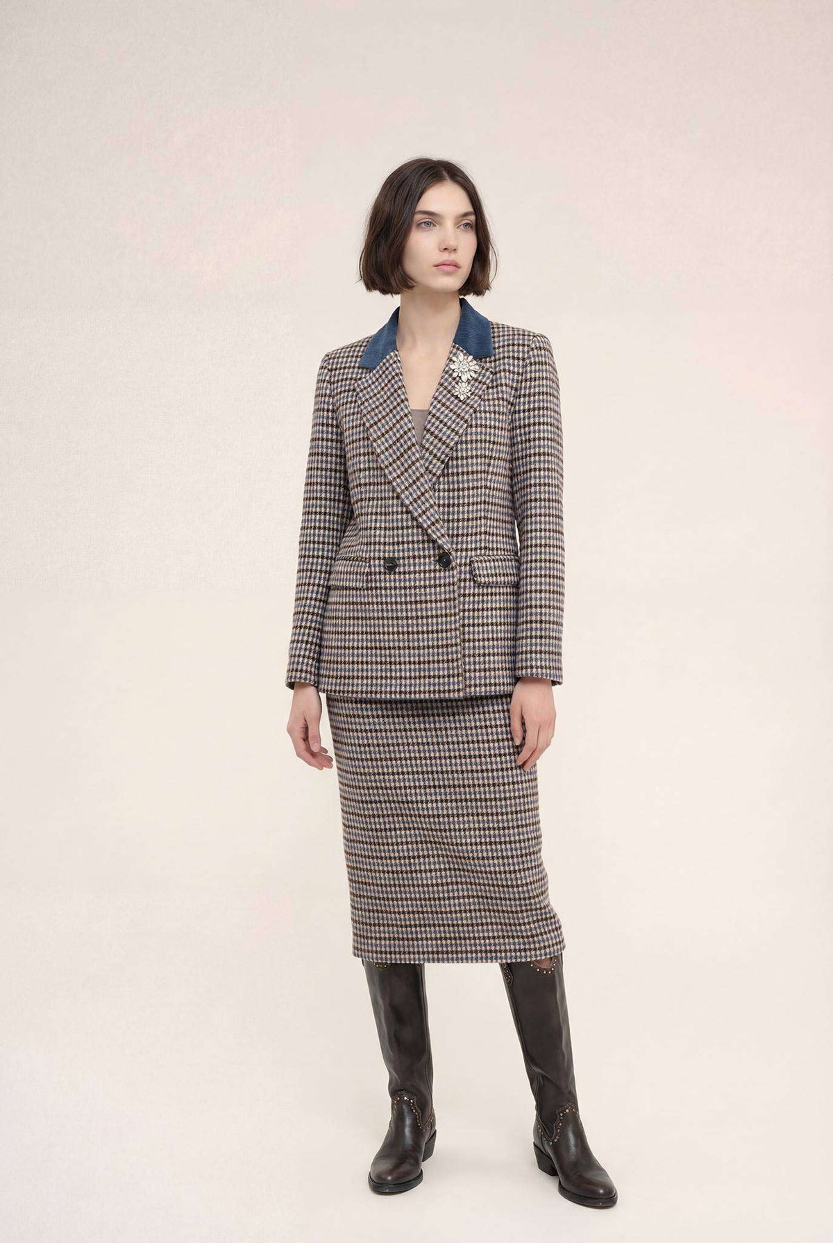 Check Stones Blazer in brown by B-YU