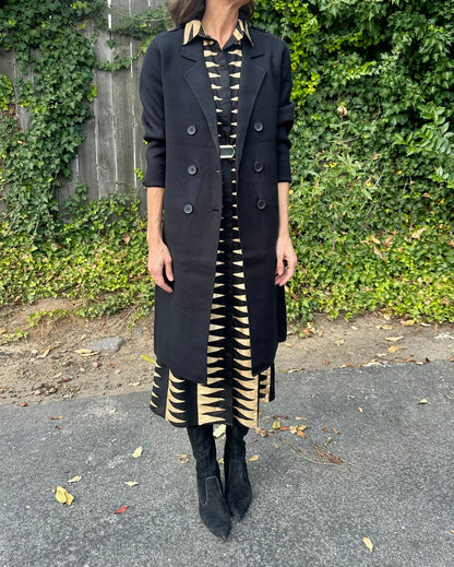Kris Edgy Dress in black by Beau & Ro