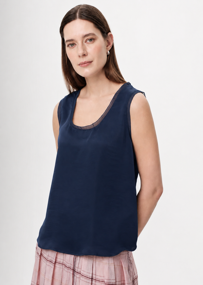 Floraora Blouse in navy by Exquise