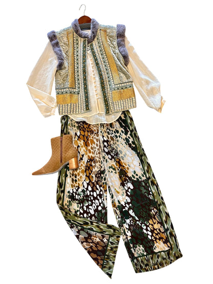 Amilyn Gilet in pistachio green by Blank