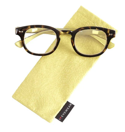 Amesbury Reading Glasses: Gold / +1.50