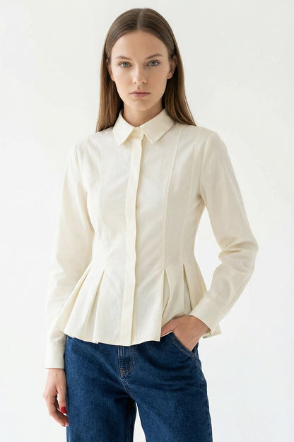 Movela Shirt in ecru by Exquise