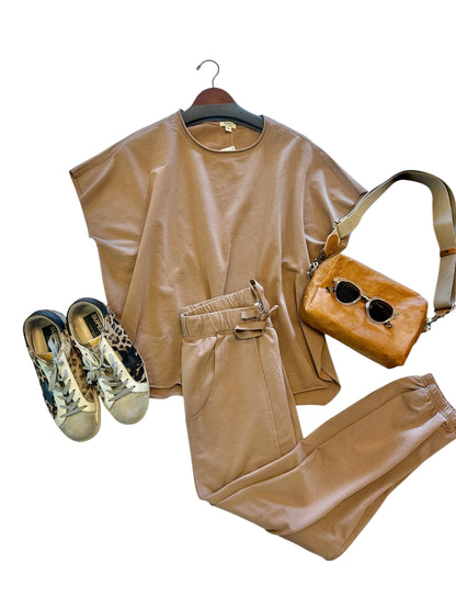 Cali Fleece Cargo Jogger Pant in mocha by Dylan